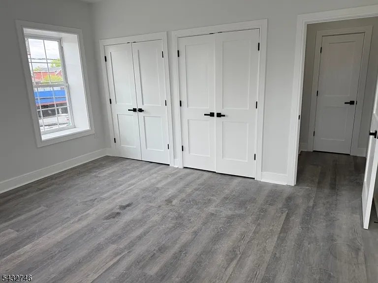321 Jefferson Ave #2 — Photo 17