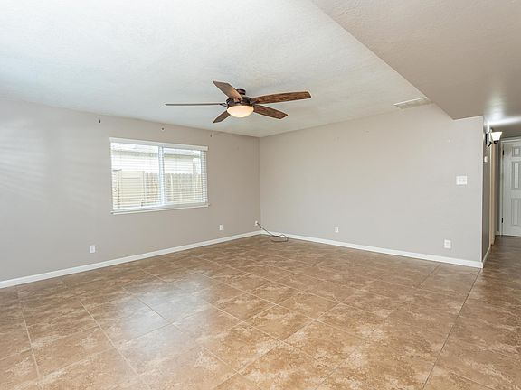 4th image of 2815 N Douty Street