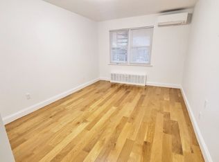 34-07 30th St #A1, Astoria, NY 11106