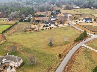 15 Meadow View Ct, Social Circle, GA 30025