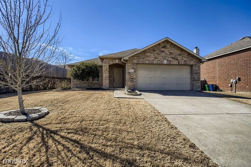 1st image of 401 Blue Sage Dr