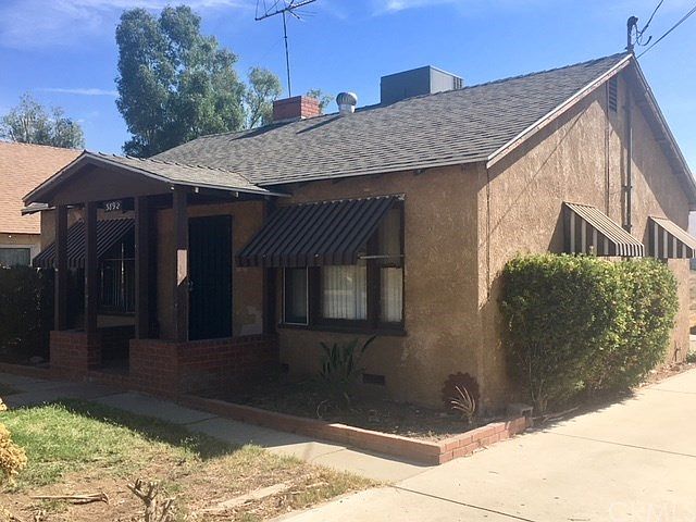 1st image of 3892 Lindsay St