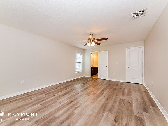 4th image of 844 Chatham Walk Dr