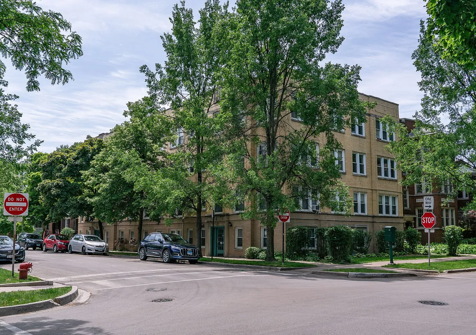 Maplewood — Photo 2