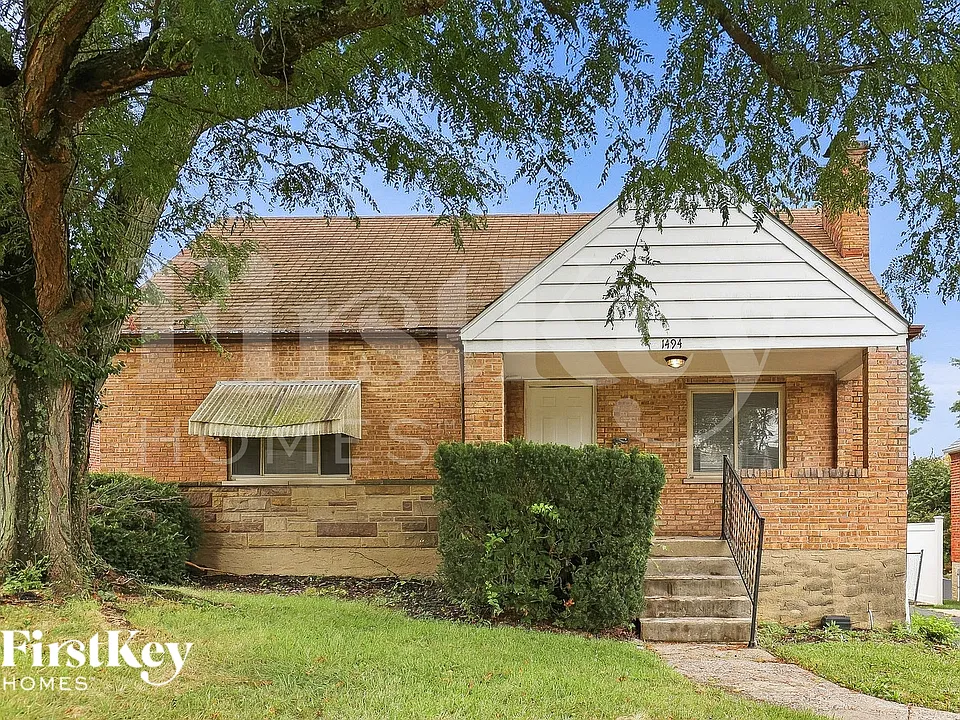 1494 Clovernoll Dr