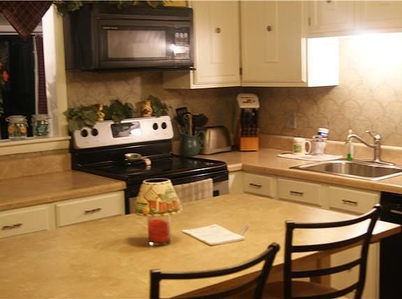 3rd image of 2604 Country Haven Dr