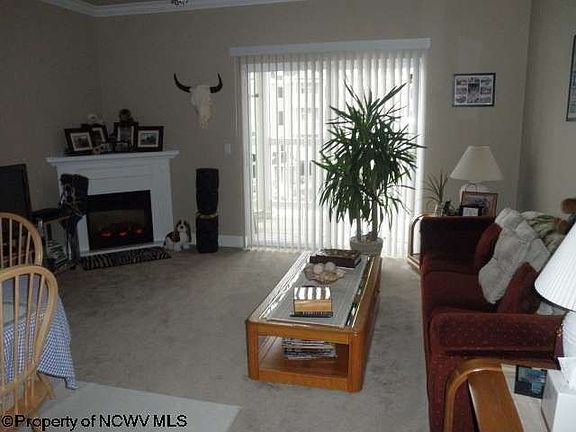 4th image of 2823 Suncrest Village Cir
