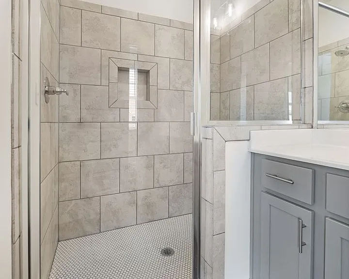 148 Huntley Dr — Photo 7