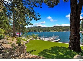 27849 Peninsula Dr S, Lake Arrowhead, CA 92352
