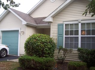 26 Meadows Ln, Whiting, NJ 08759