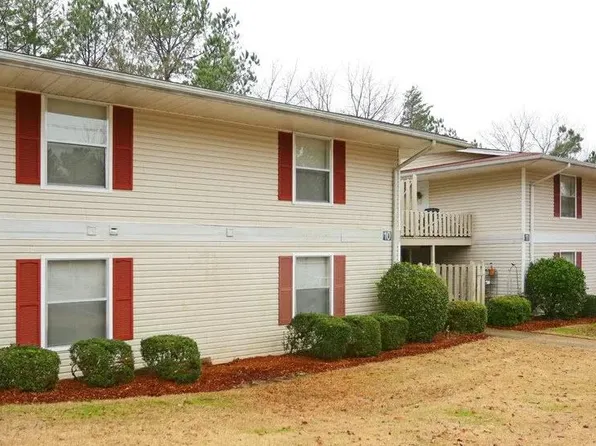 Essex Square Apartments