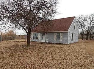 11208 Thompson Ln, Blanchard, OK 73010