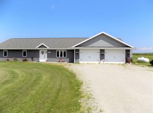2132 Badger Rd NW, Baudette, MN 56623