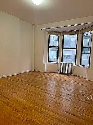 2nd image of 1264 Lexington Ave #71S