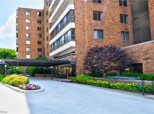 27500 Cedar Rd APT 509, Beachwood, OH 44122
