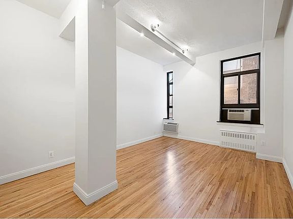 5th image of 239 Park Ave S APT 9d