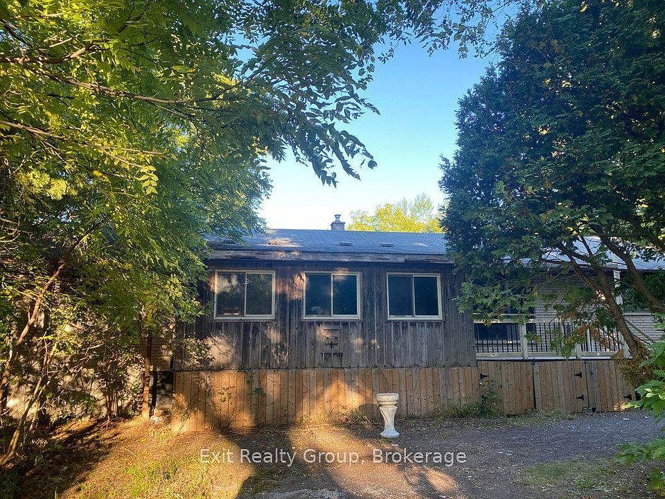 1st image of 553 Murray St