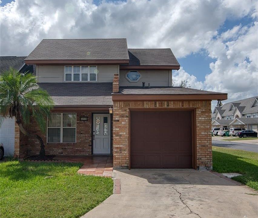 1st image of 300 Ashley Dr