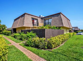 4201 Turnberry Cir APT 702, Lake Worth, FL 33467