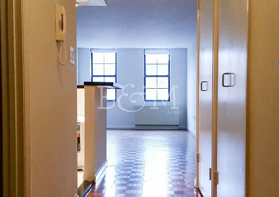 Rented by Brick&Mortar | media 14