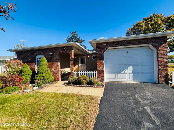 7 Thomas Court, Brick, NJ 08724