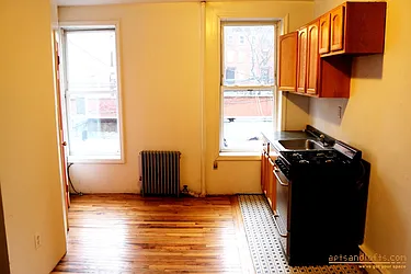 Rented by aptsandlofts.com
