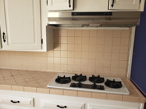 4th image of 3512 E Miriam Dr