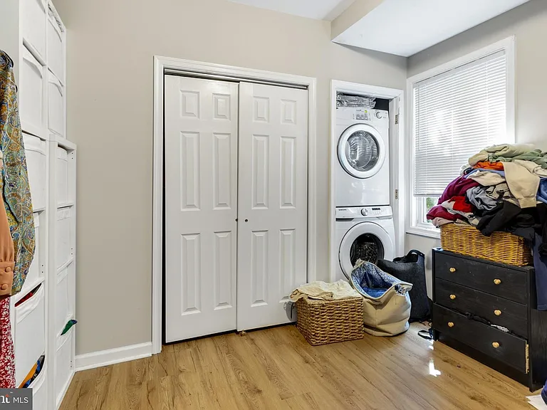 1209 E Susquehanna Ave #1 — Photo 11
