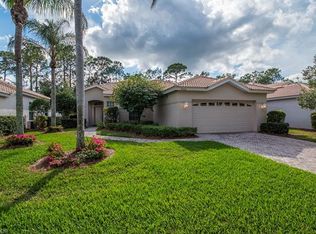 8562 Gleneagle Way, Naples, FL 34120