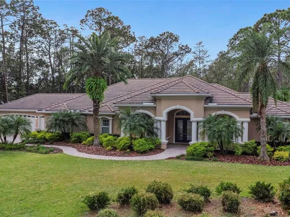 1862 E Lake Woodlands Pkwy, Oldsmar, FL 34677