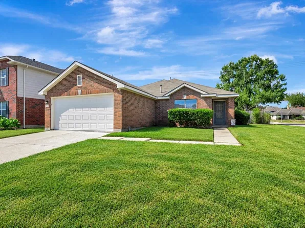 4802 Quiet Canyon Dr, Friendswood, TX 77546