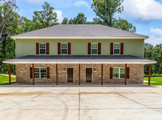 909 Logan Ct, Auburn, AL 36832