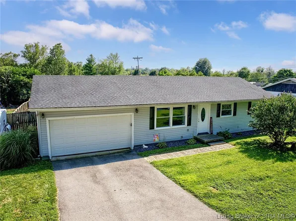 6107 Brown Road, Floyds Knobs, IN 47119
