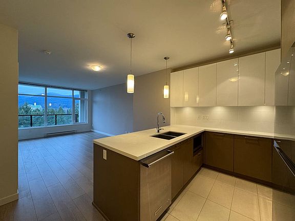 4th image of 3080 Lincoln Ave #2209