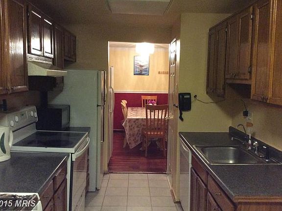 5th image of 9329 Sparrow Valley Dr