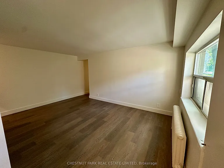 8 Wingreen Ct #3 — Photo 4