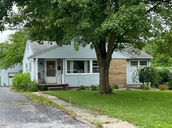319 N Oak St, Columbia City, IN 46725