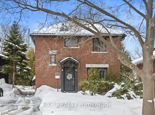 88 Range Rd, Ottawa, ON K1N 8J5