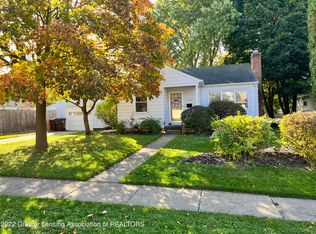 3413 Upton Rd, Lansing, MI 48917