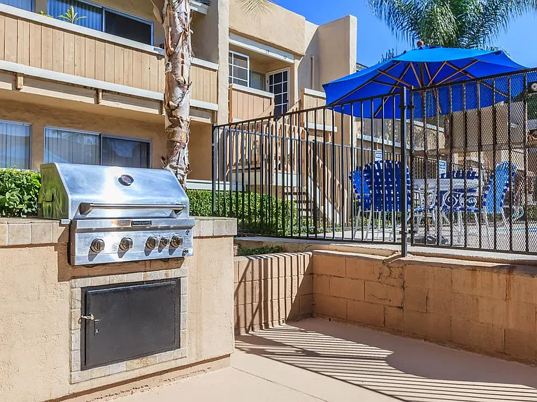 Vista Sun Apartments — Photo 17