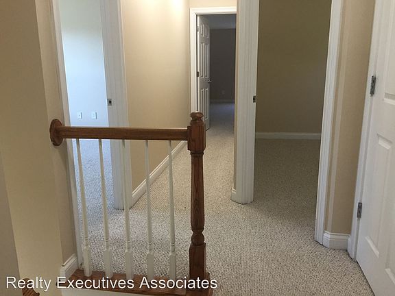 5th image of 1558 Lewisbrooke Ln