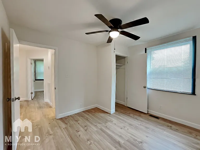 352 Melpar Dr — Photo 15