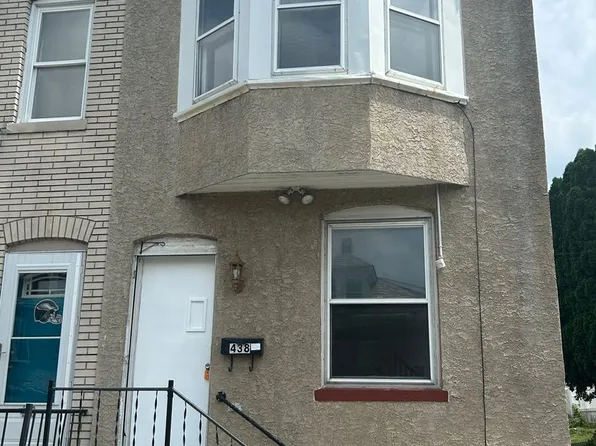 438 Schaffers Ct, Easton, PA 18042