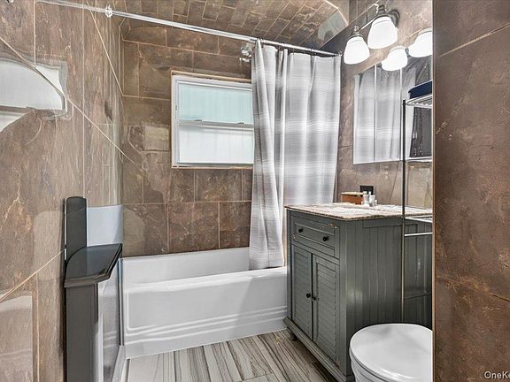 5th image of 1384 E 16th Street