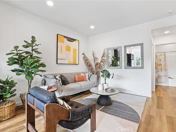 4th image of 31 Bigsby Dr