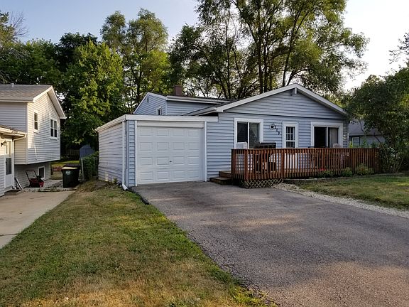 5th image of 209 E Lake Shore Dr