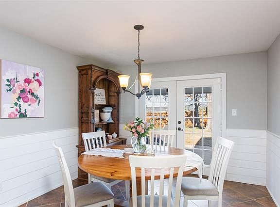 5th image of 1105 Paula Dr