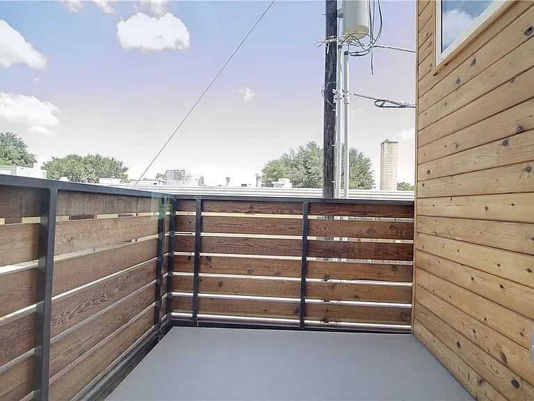 2310 N Carroll Ave #105 — Photo 19