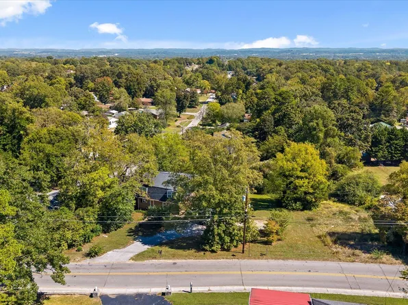 1000 S Crest Rd, Chattanooga, TN 37404
