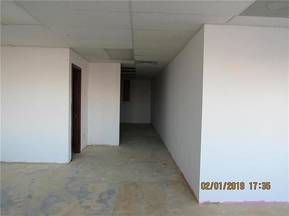 2nd image of 3916 Sherman Ave